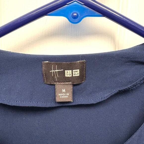 UniQlo Shift Dress, Navy Blue, Gusseted Elbow, One Button Closure, Size M - Picture 2 of 6